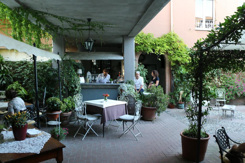 艾尔伯格赛尔瓦帝科酒店 里瓦纳扎诺 外观 照片
